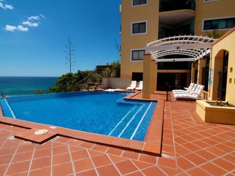 A38/1 Great Hall Drive, Miami QLD 4220