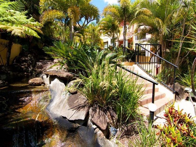 A38/1 Great Hall Drive, Miami QLD 4220