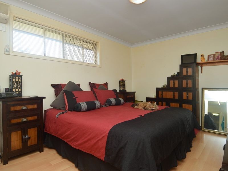 2 Kingfisher Crescent, Burleigh Waters QLD 4220