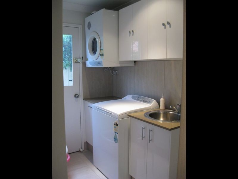 134 Dunlin Drive, Burleigh Waters QLD 4220