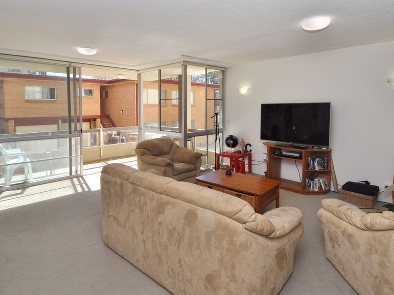 2/158 The Esplanade, Burleigh Heads QLD 4220