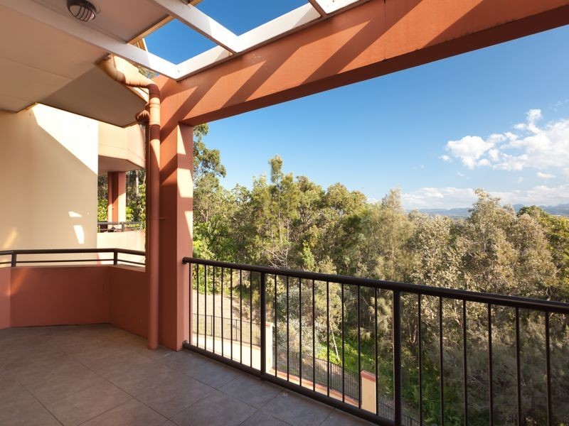 E38/1 Great Hall Drive, Miami QLD 4220