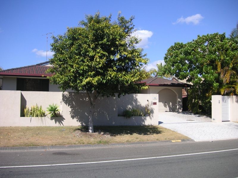 26 Honeyeater Drive, Burleigh Waters QLD 4220