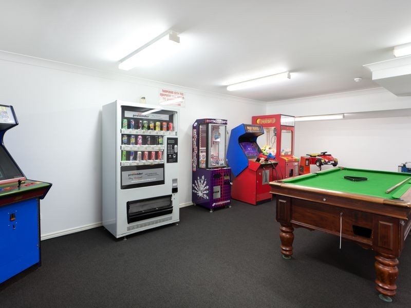 15 A/1 Great Hall Dr, Miami QLD 4220