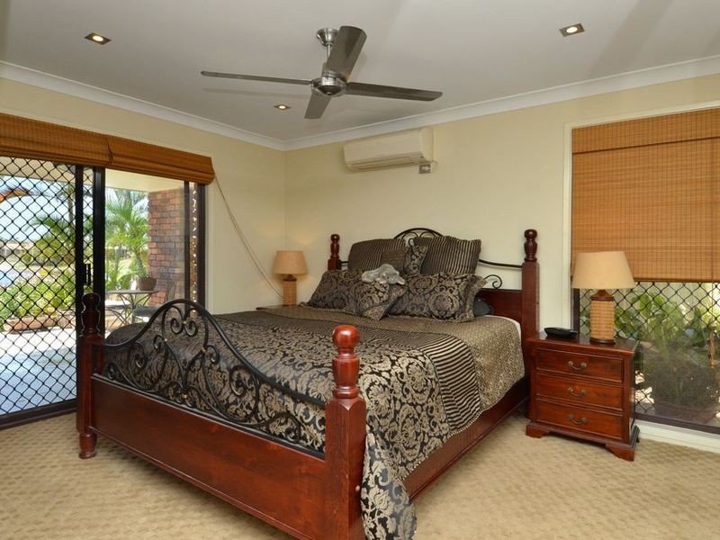 82 Honeyeater Dr, Burleigh Waters QLD 4220