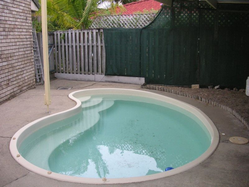 1/5 Felicia Court, Burleigh Waters QLD 4220