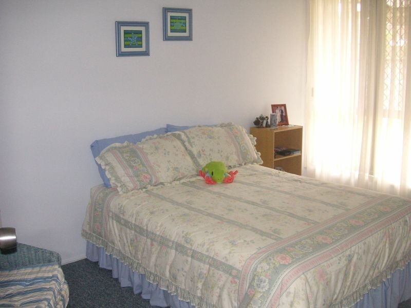 1/5 Felicia Court, Burleigh Waters QLD 4220