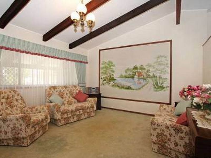 19 Egret Ave, Burleigh Waters QLD 4220