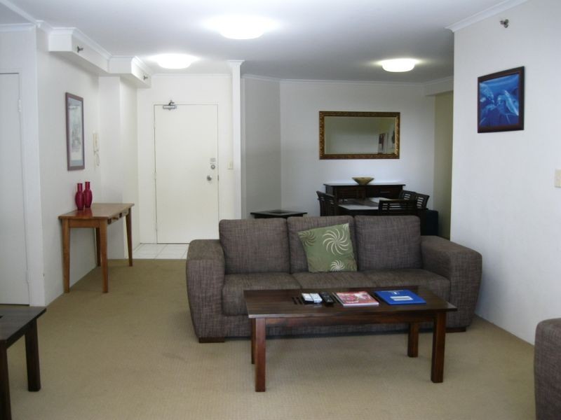 42/29 Woodroff Avenue, Main Beach QLD 4217