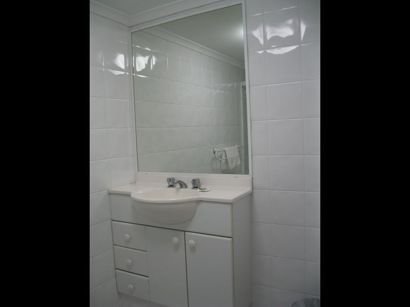 42/29 Woodroff Avenue, Main Beach QLD 4217