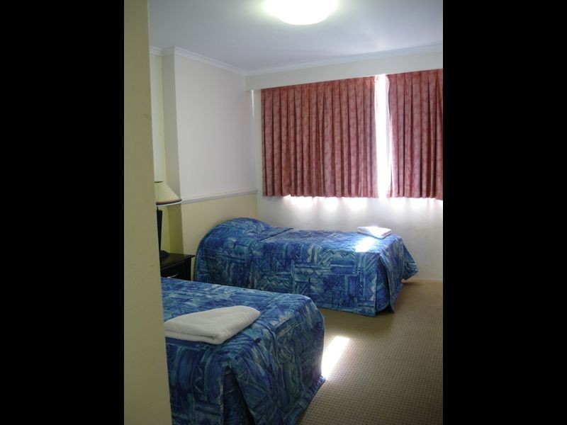 42/29 Woodroff Avenue, Main Beach QLD 4217