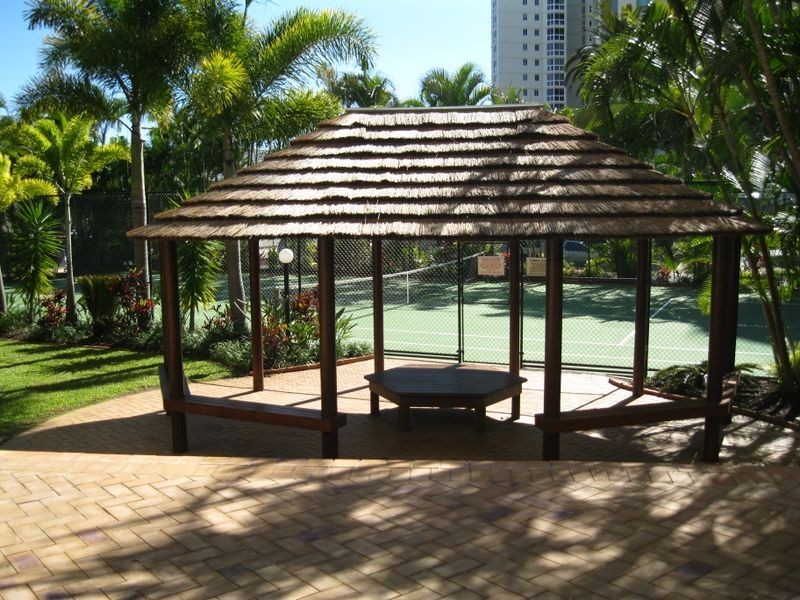 42/29 Woodroff Avenue, Main Beach QLD 4217