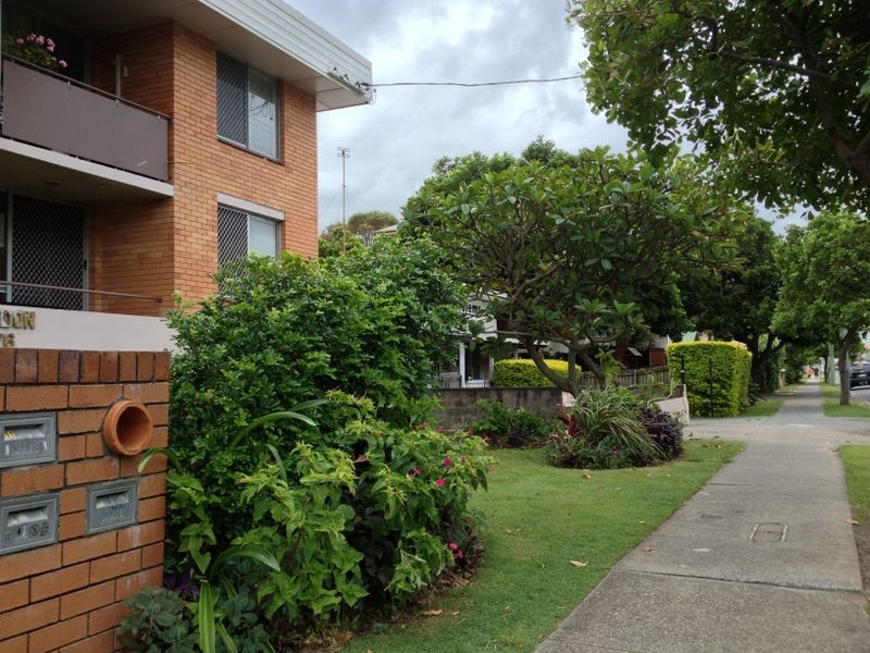 5/1976 Gold Coast Highway, Miami QLD 4220