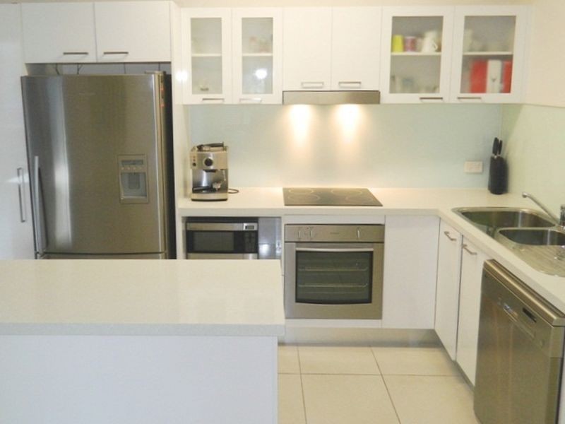5/1976 Gold Coast Highway, Miami QLD 4220