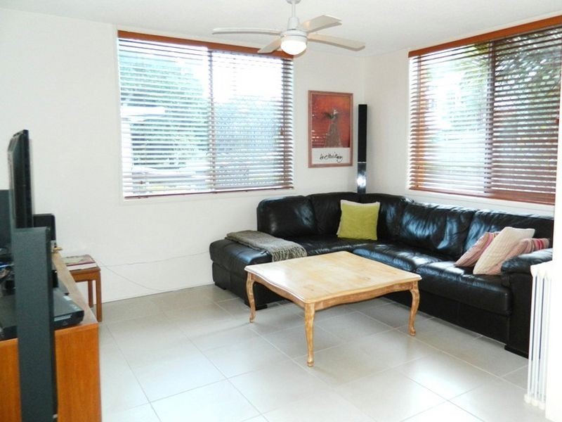 5/1976 Gold Coast Highway, Miami QLD 4220