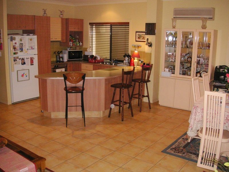 2/13 North Shore Ave, Varsity Lakes QLD 4227