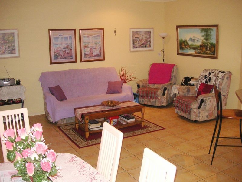 2/13 North Shore Ave, Varsity Lakes QLD 4227