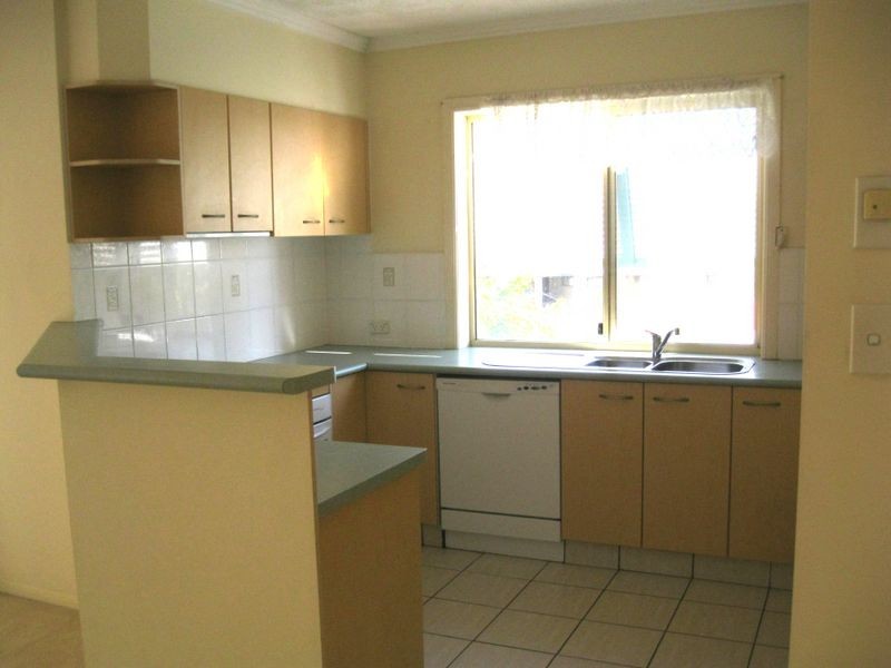 32 East Street, Burleigh Heads QLD 4220