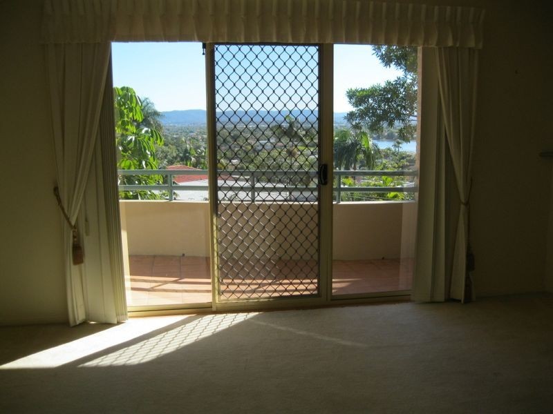 32 East Street, Burleigh Heads QLD 4220