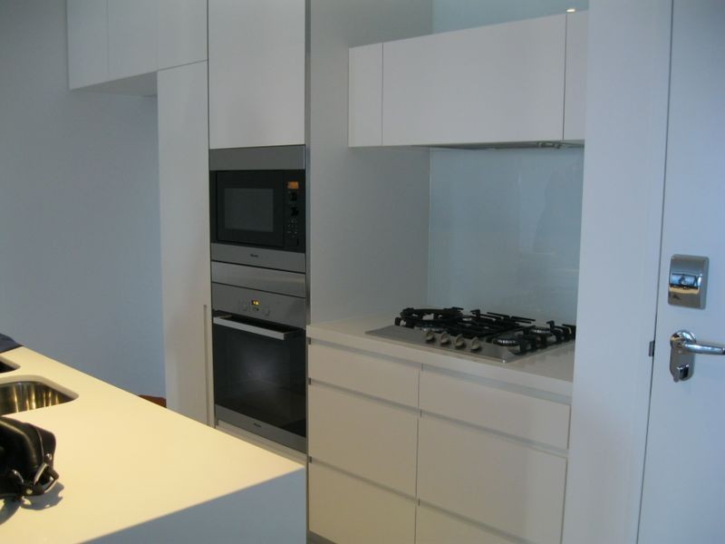 Tower 1/4 Charles Ave, Broadbeach QLD 4218