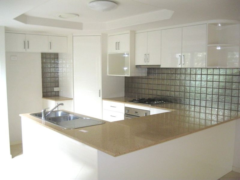 2/12 Ferny Fairway, Burleigh Waters QLD 4220