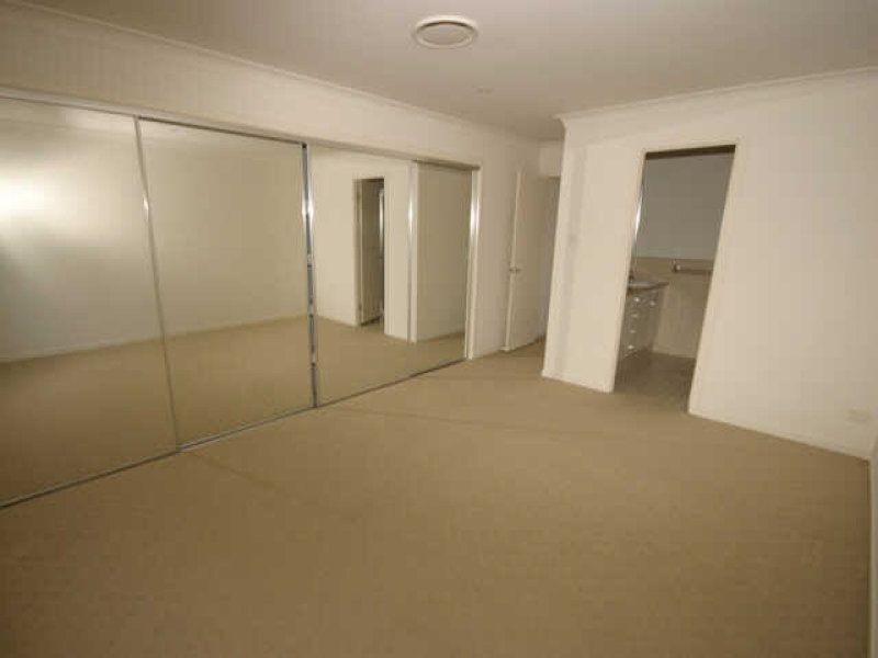 2/12 Ferny Fairway, Burleigh Waters QLD 4220