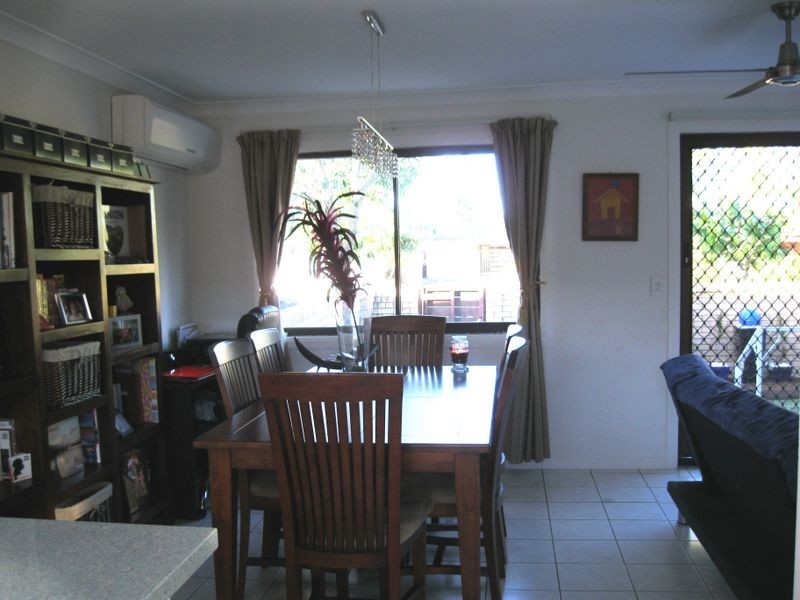 121 Sunshine Blvd, Mermaid Waters QLD 4218