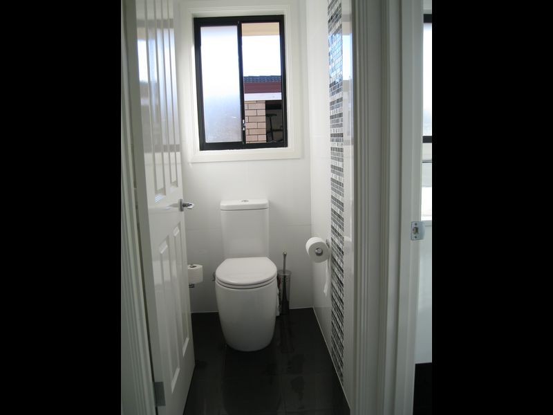 121 Sunshine Blvd, Mermaid Waters QLD 4218