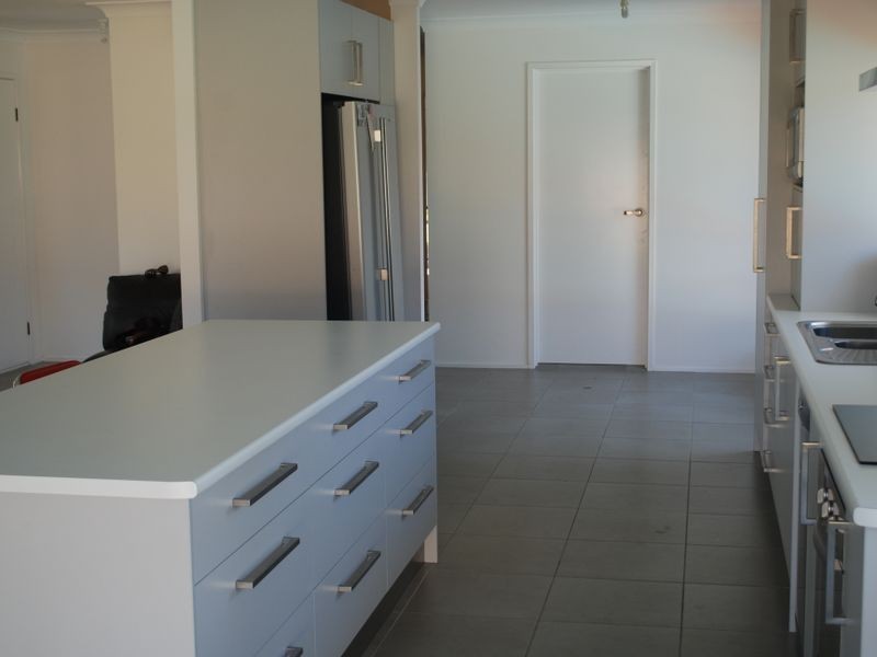 1 Petunia Court, Miami QLD 4220