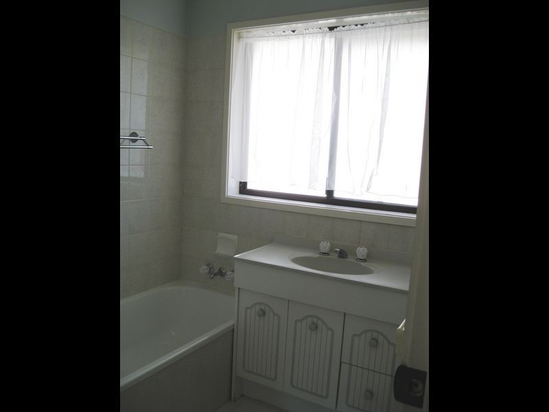 3/6 Angie Court, Mermaid Waters QLD 4218