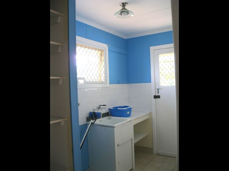 19 Banksia Broadway, Burleigh Heads QLD 4220