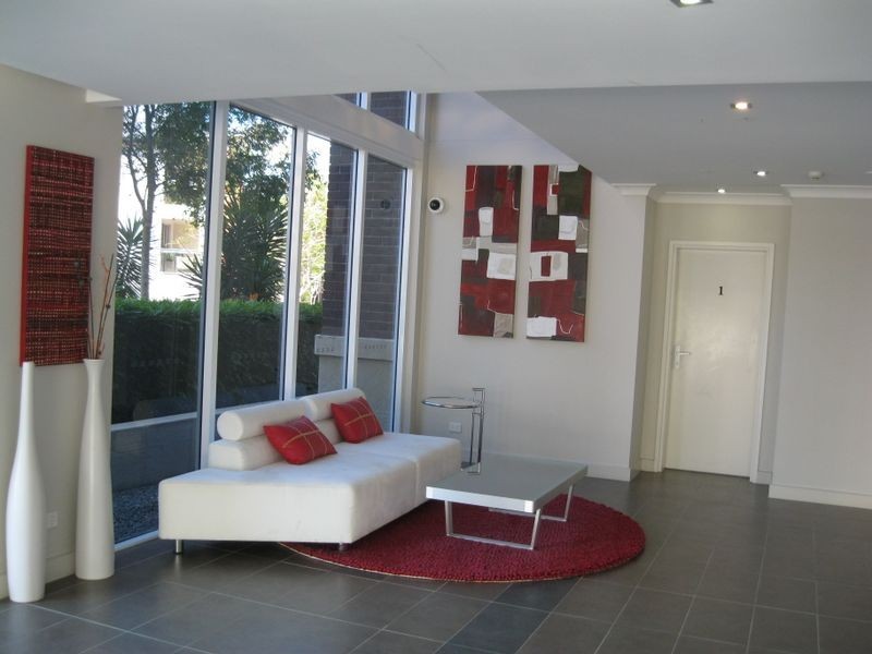 4011/3027 The Boulevard, Carrara QLD 4211