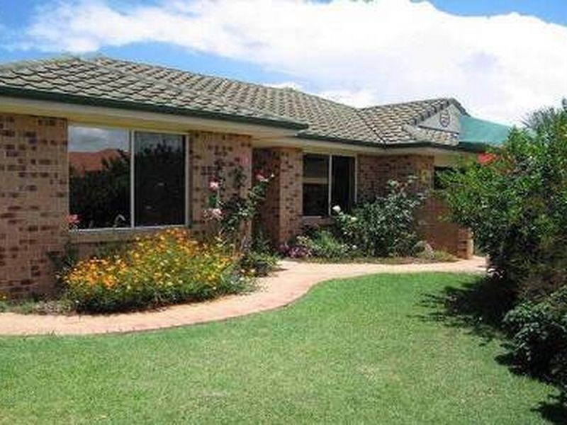 69 Dipper Drive, Burleigh Waters QLD 4220