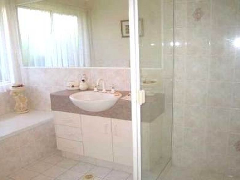 69 Dipper Drive, Burleigh Waters QLD 4220