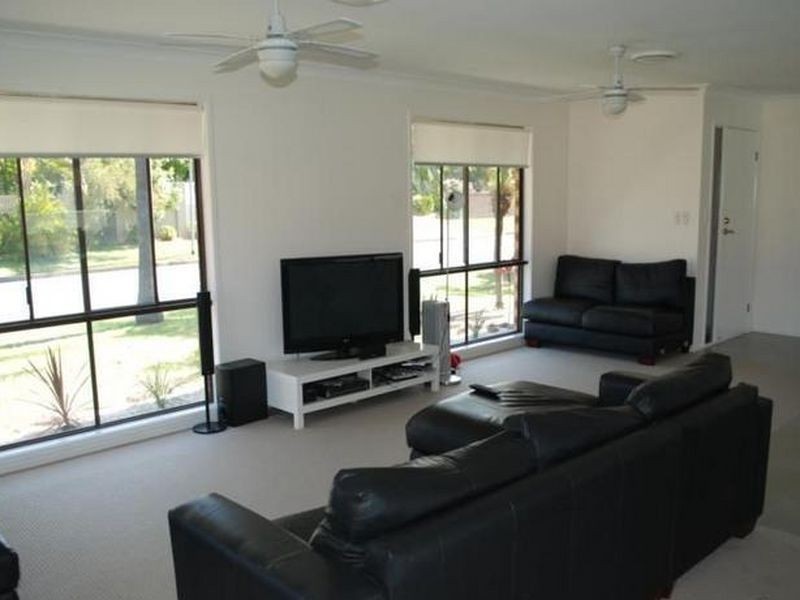 1 Petunia Crt, Miami QLD 4220