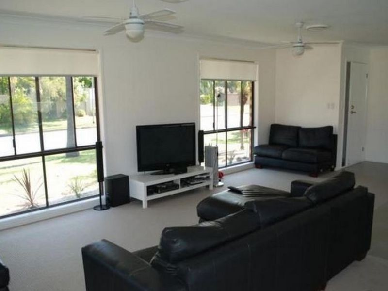 1 Petunia Crt, Miami QLD 4220