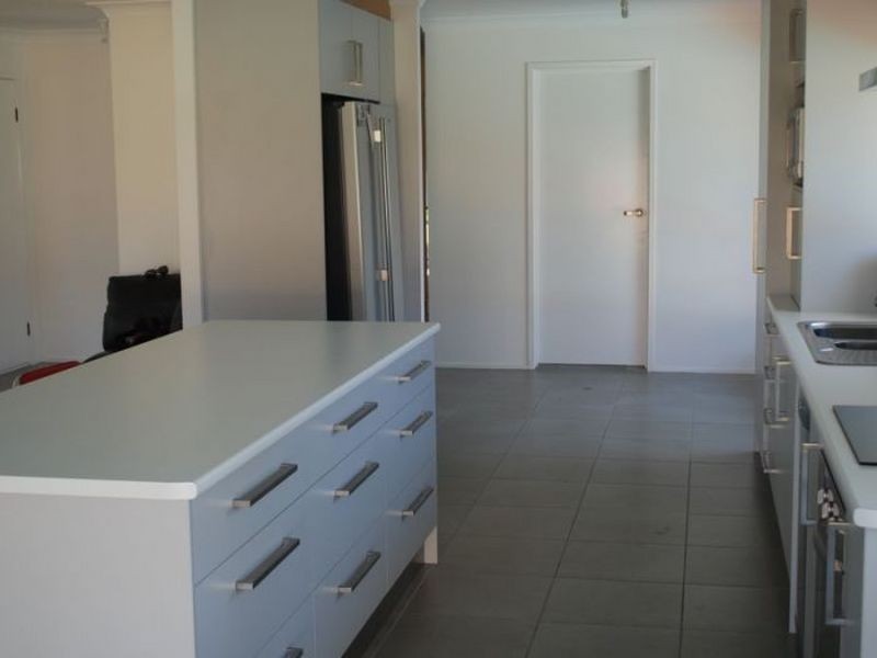 1 Petunia Crt, Miami QLD 4220