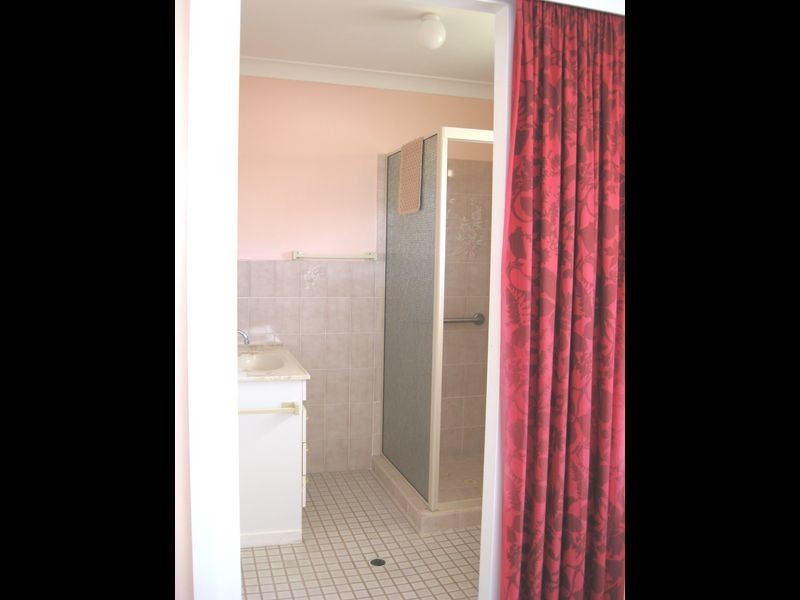 1 Kevin Crt, Miami QLD 4220