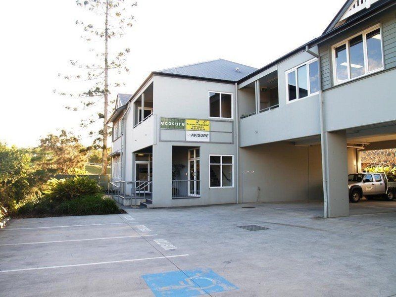 43 Tallebudgera Creek Road, West Burleigh QLD 4219