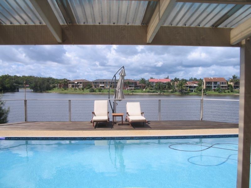 26 Honeyeater Drive, Burleigh Waters QLD 4220