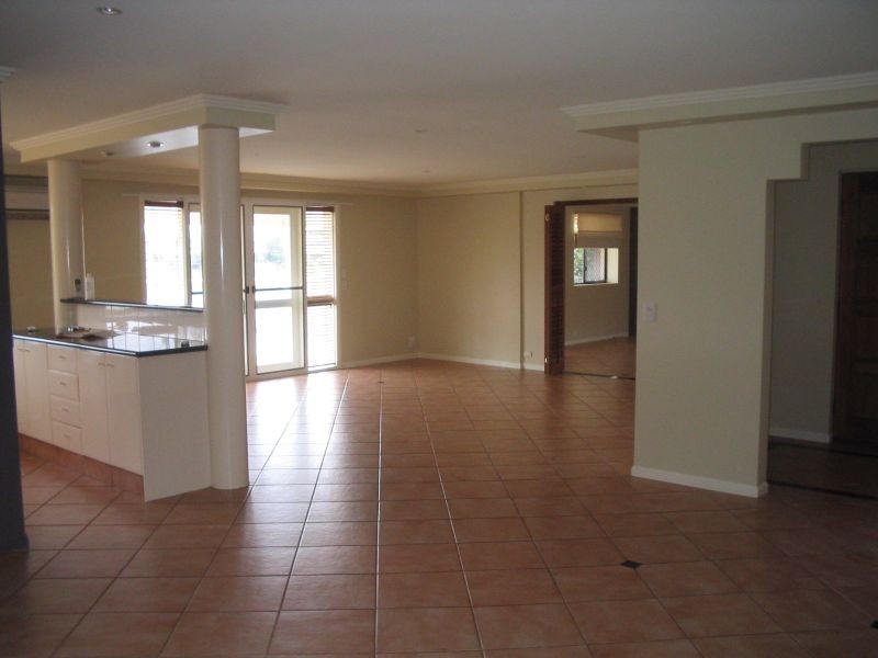 26 Honeyeater Drive, Burleigh Waters QLD 4220