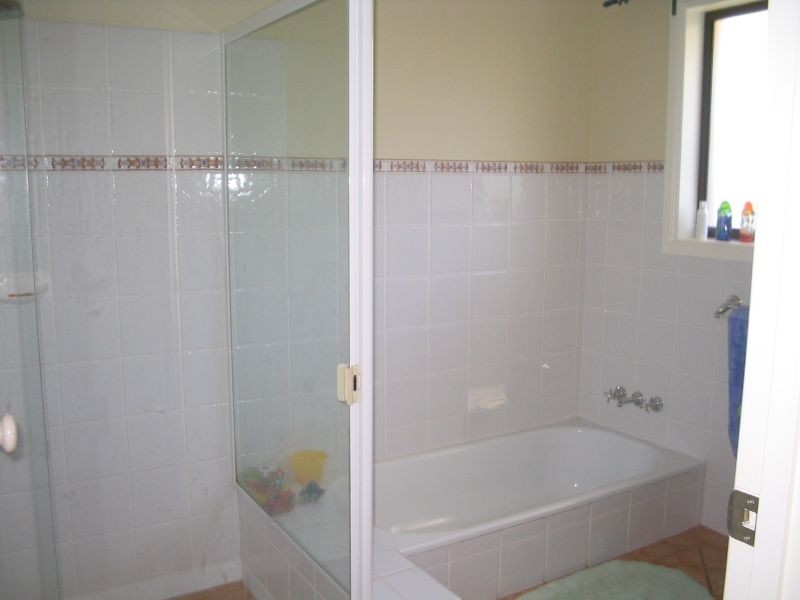 26 Honeyeater Drive, Burleigh Waters QLD 4220