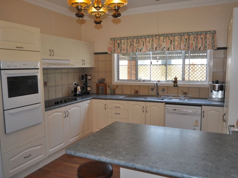 9 East Street, Macksville NSW 2447