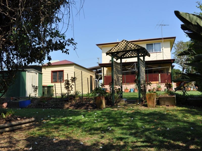 9 East Street, Macksville NSW 2447