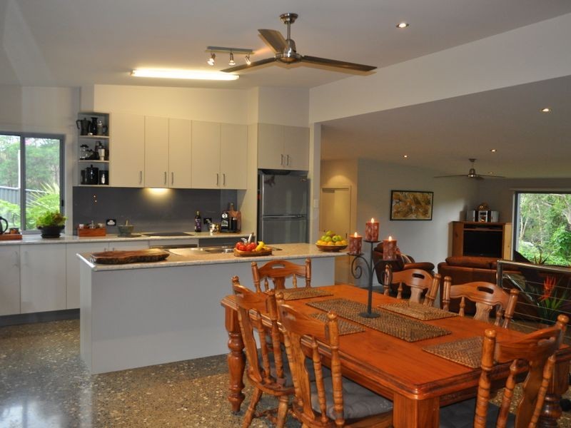 13 Whitewater Place, Sapphire Beach NSW 2450