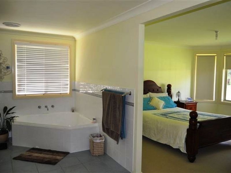 52 Palm Grove Place, Moonee Beach NSW 2450