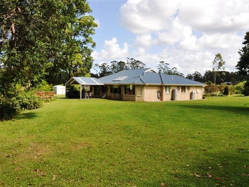 52 Palm Grove Place, Moonee Beach NSW 2450