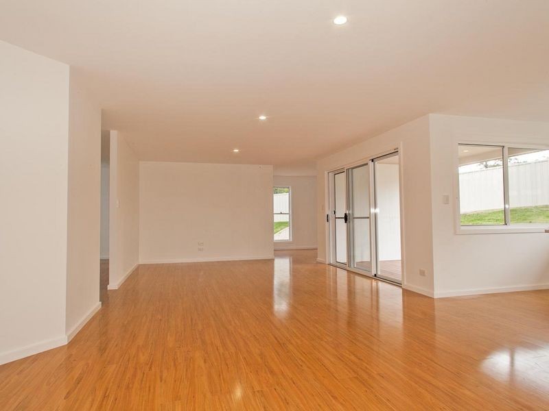 5 Helmsman Close, Safety Beach NSW 2456