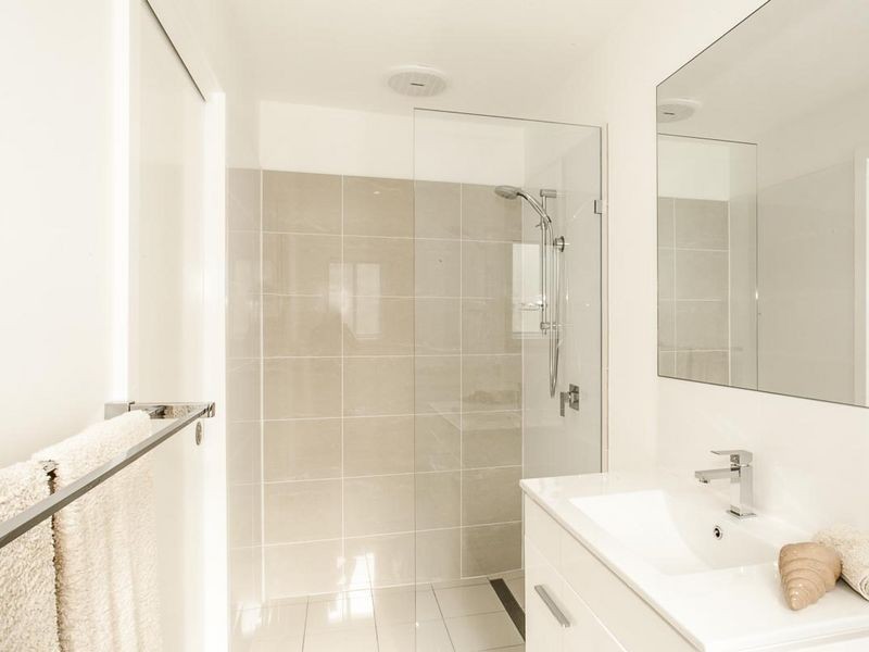 5 Helmsman Close, Safety Beach NSW 2456