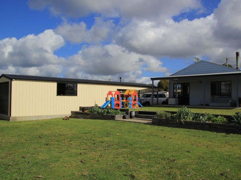 36 Grafton Street, Lowanna NSW 2450